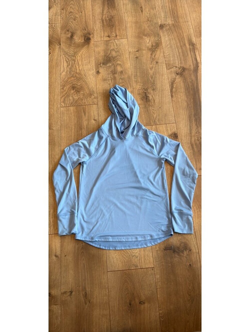 Girls long sleeved hooded shirt
